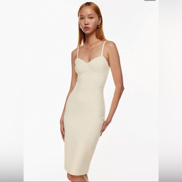 Wilfred Dresses & Skirts - BNWOT Aritzia Wilfred Waltz Stretchy Pearl White Ribbed knit dress size L